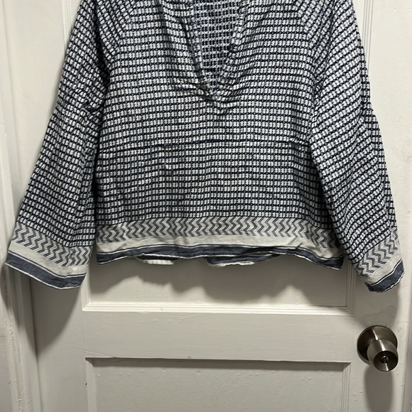 Club Monaco Top - Picture 4 of 14